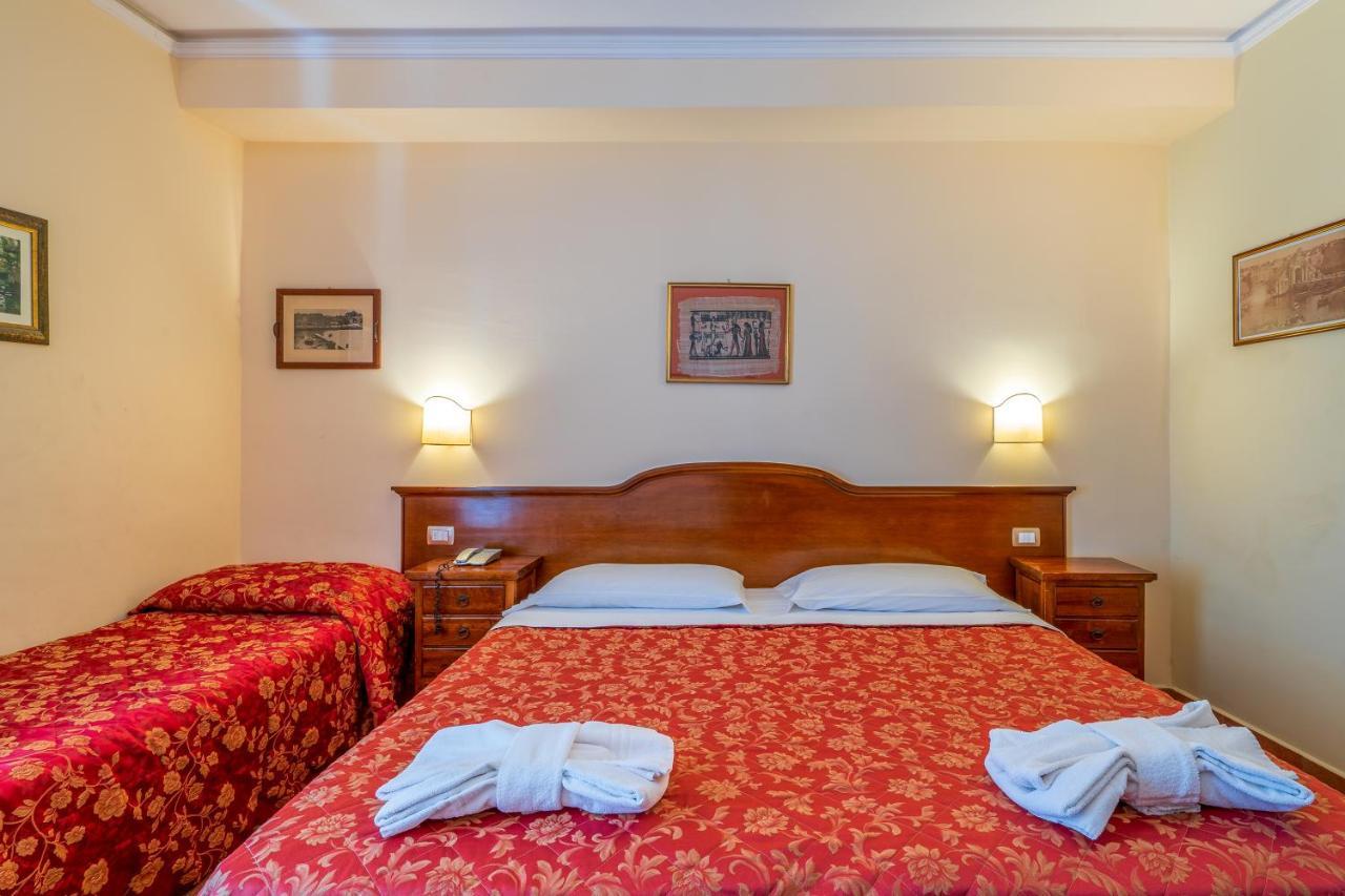 Hotel Mediterraneo Syracuse Exterior photo