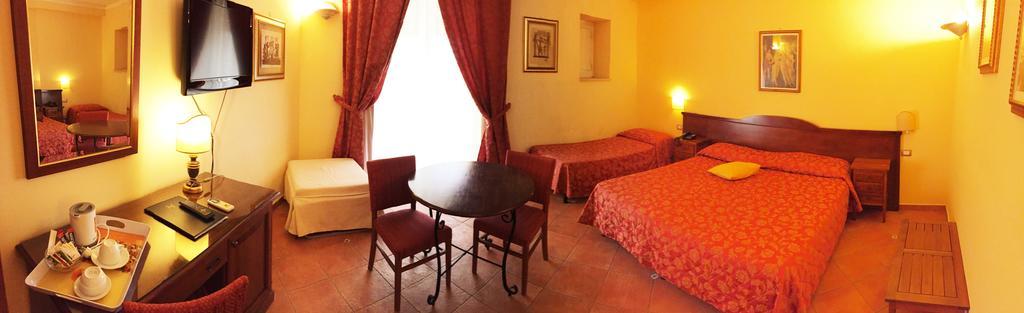 Hotel Mediterraneo Syracuse Exterior photo