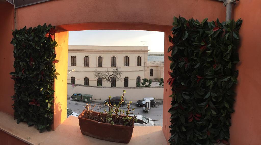 Hotel Mediterraneo Syracuse Exterior photo